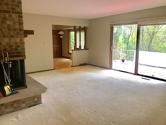 5th image of 247 High Forest Dr