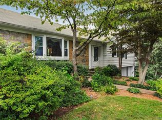 41 Upland St, Port Chester, NY 10573