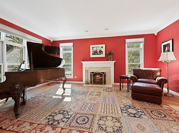 3rd image of 390 Greenwood Ave