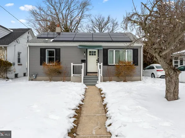 20 Steinway Ave, Ewing, NJ 08618