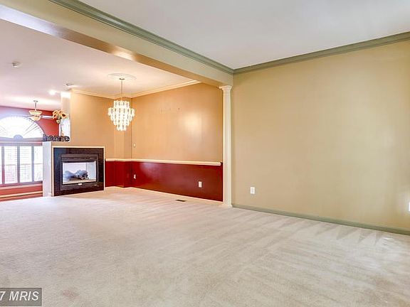 4th image of 2322 Battery Hill Cir