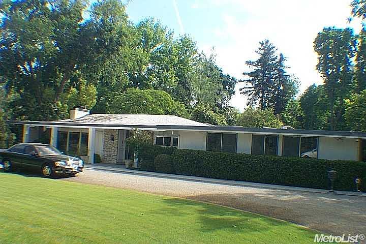 1st image of 2608 Virginia Ln