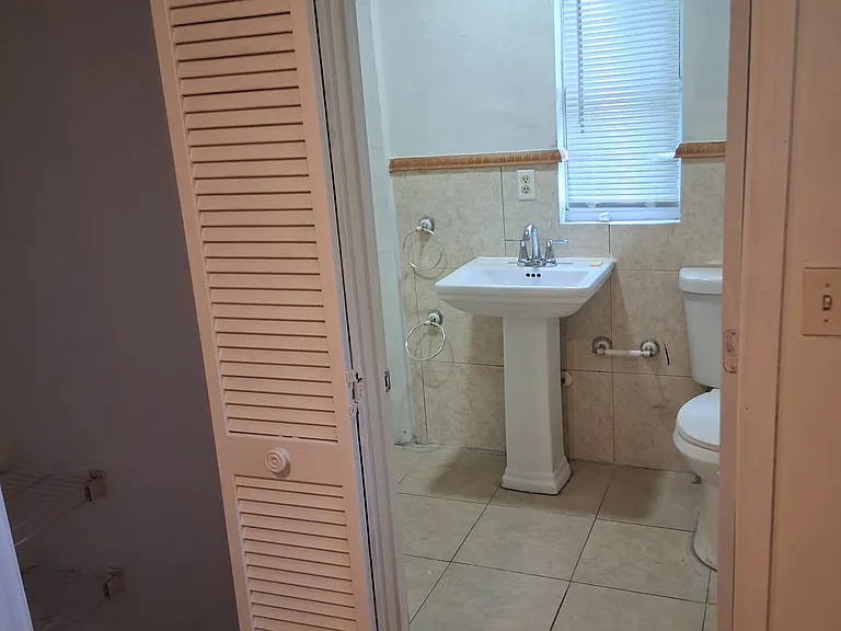 341 N Myrtle Ave — Photo 13