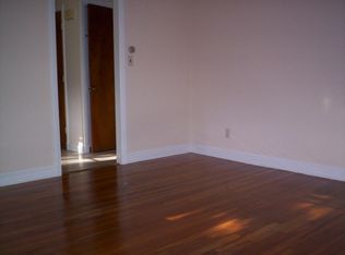 475 Sea St #4, Quincy, MA 02169