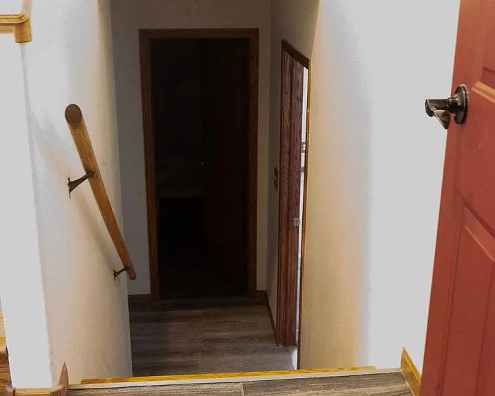 549 Hanover Dr — Photo 6