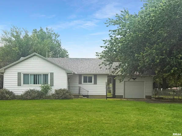 4928 W Farmington Rd, Peoria, IL 61604