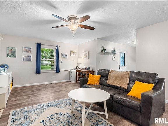 4th image of 3805 Viking Blvd