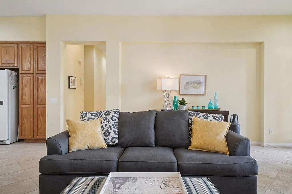 2 bed, 1404 sqft, $3,200 — Photo 2