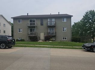 975 39th Street, Bettendorf, IA 52722
