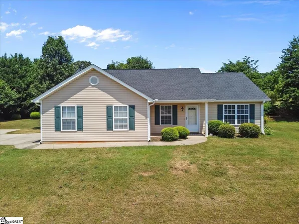 103 Summer Ln, Liberty, SC 29657