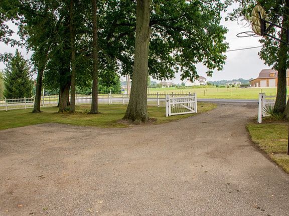 3rd image of 50935 County Road 11