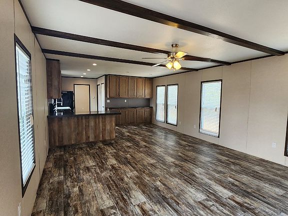 2nd image of 153 Elm Leaf Ln