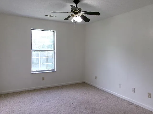 202 Crestway Dr — Photo 13