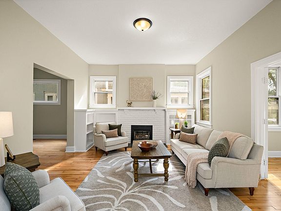 2nd image of 2731 Fremont Ave S
