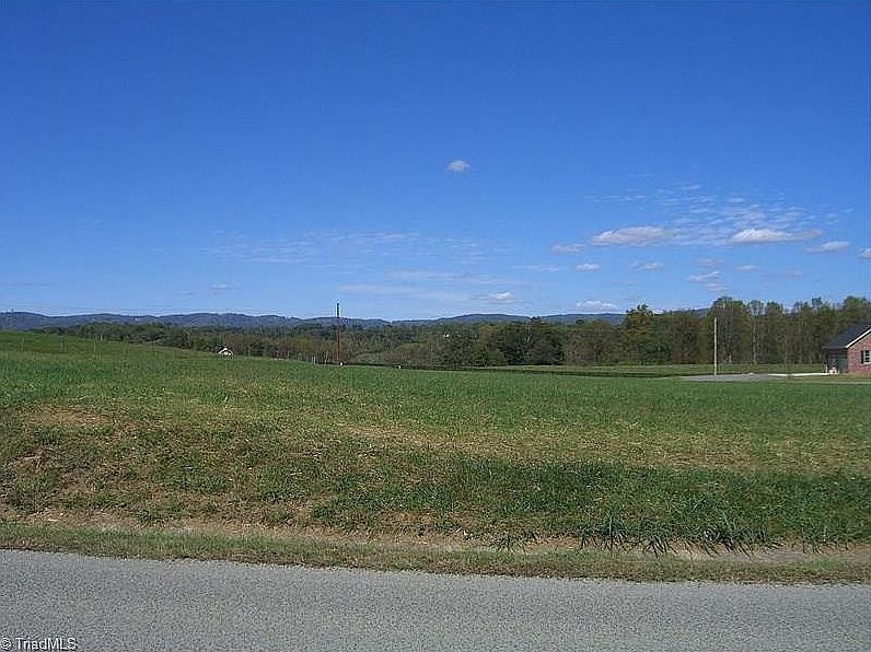 2nd image of 784 Fish Lake Rd