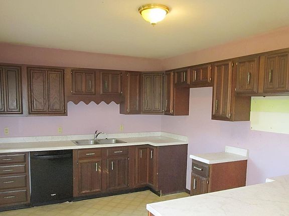 5th image of 1118 N 13th St
