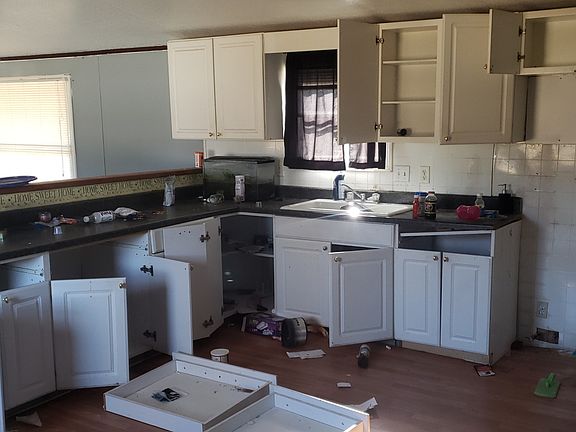 3rd image of 9608 Shady Ct