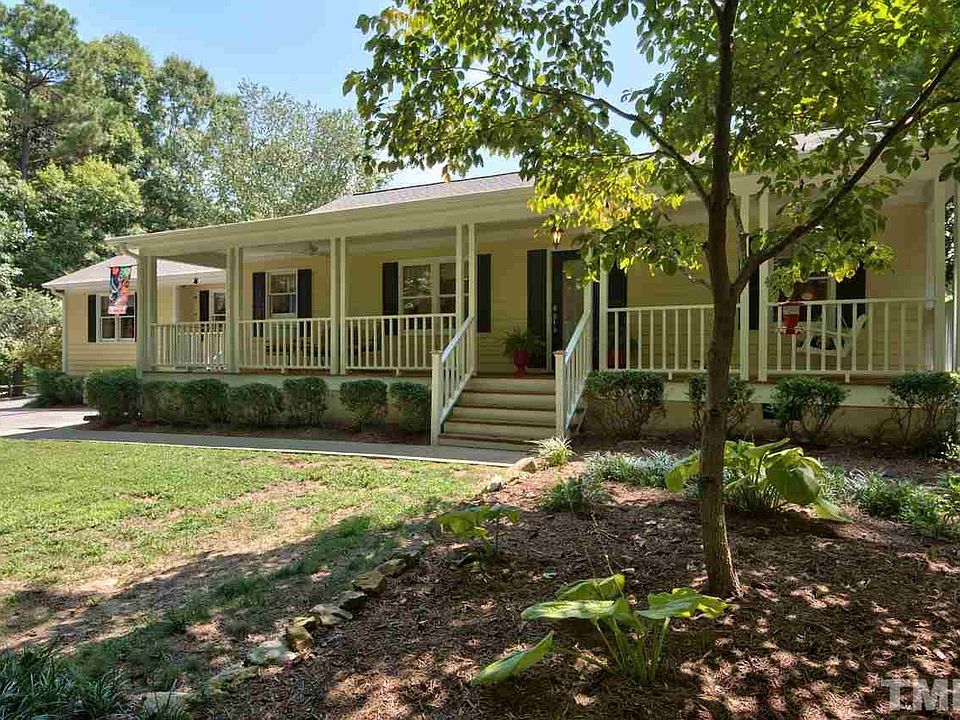 1st image of 414 Yellit Ln