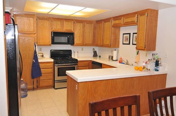 2nd image of 14760 Moon Crest Ln #153