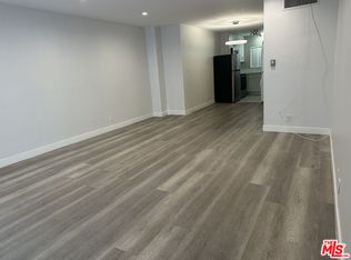 326 S Serrano Ave APT 4, Los Angeles, CA 90020