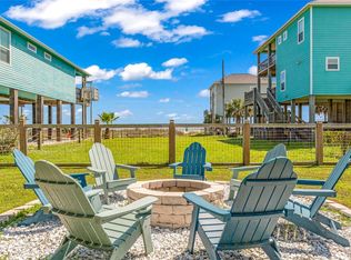 1978 Avenue I, Crystal Beach, TX 77650