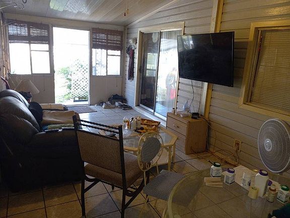 3rd image of 4114 71st Ct N #1032