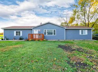 1239 Meadow Ln, Waterloo, IA 50701