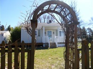 17 Devassie Rd, Mc Kees Rocks, PA 15136