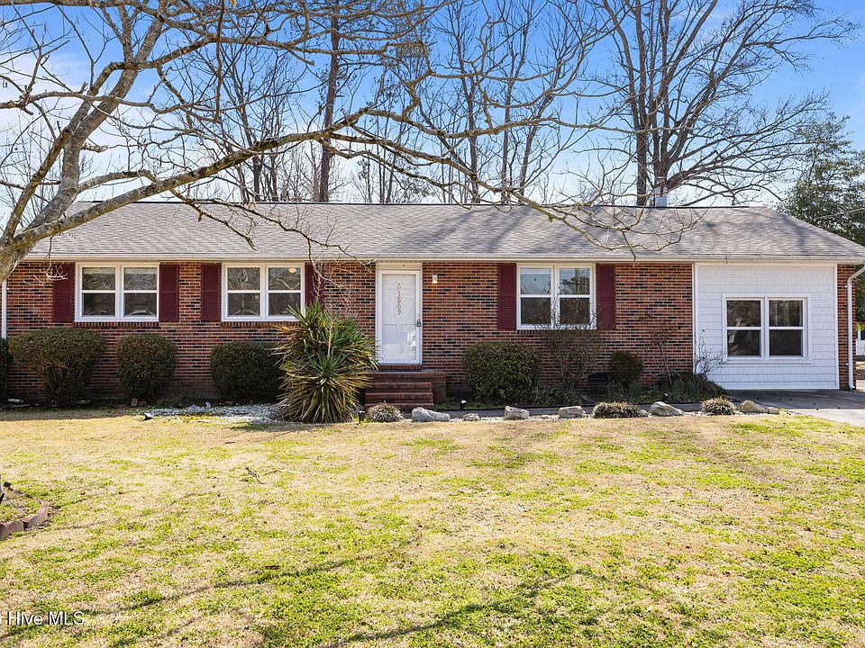 1st image of 2909 Northwoods Drive
