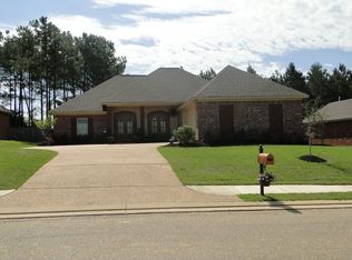 103 Leppingwell Dr, Madison, MS 39110