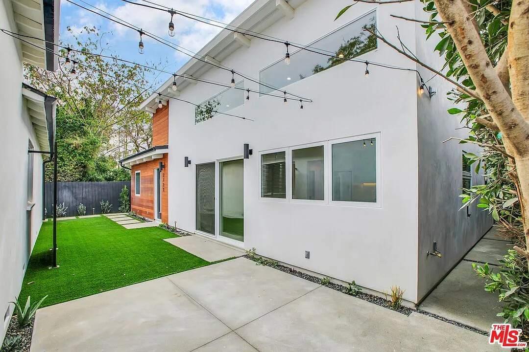 3 bed, 3.0 bath, $6,295 — Photo 2
