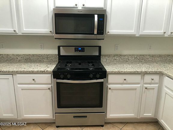 4th image of 80 E Camino Limon Verde