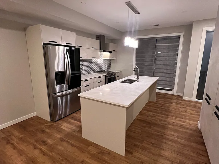 1371 Maxime St #A — Photo 7