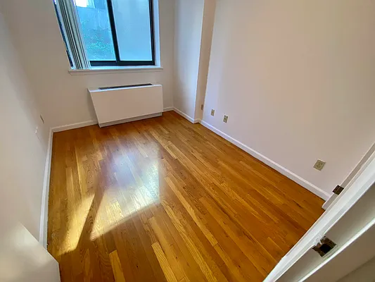 Rented by J PRESTON AND ASSOCIATES INC | media 19