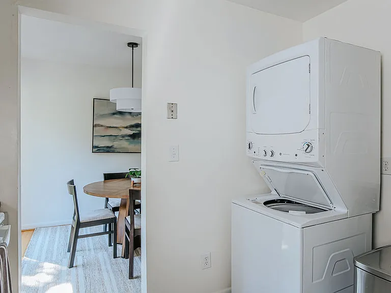 100 Westerly Ave #B — Photo 13