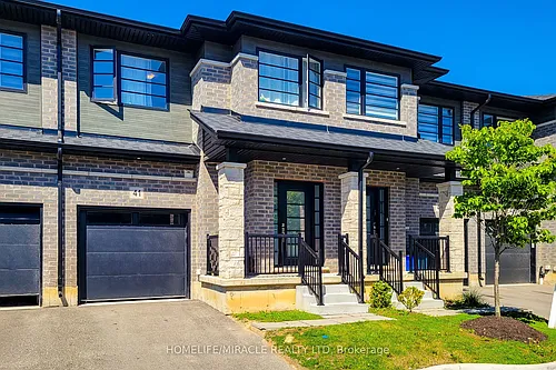 520 Grey St Photo 1