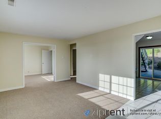 683 Lockhaven Dr, Pacifica, CA 94044