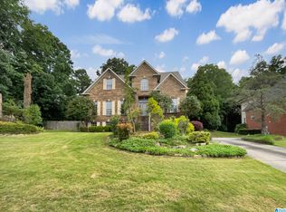 312 Honeysuckle Ln, Chelsea, AL 35043