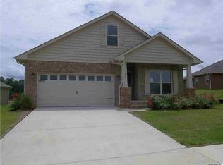 319 Beaver Ridge Trl SW, Huntsville, AL 35824