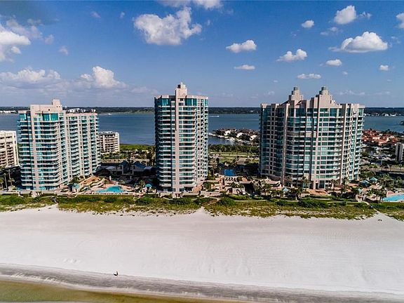 3rd image of 1560 Gulf Blvd APT 1207
