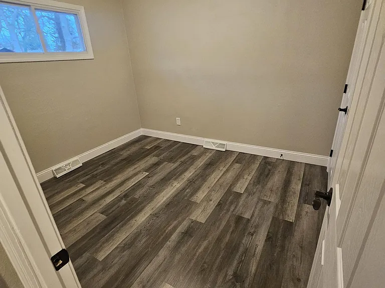 10100 Ventura Dr — Photo 5