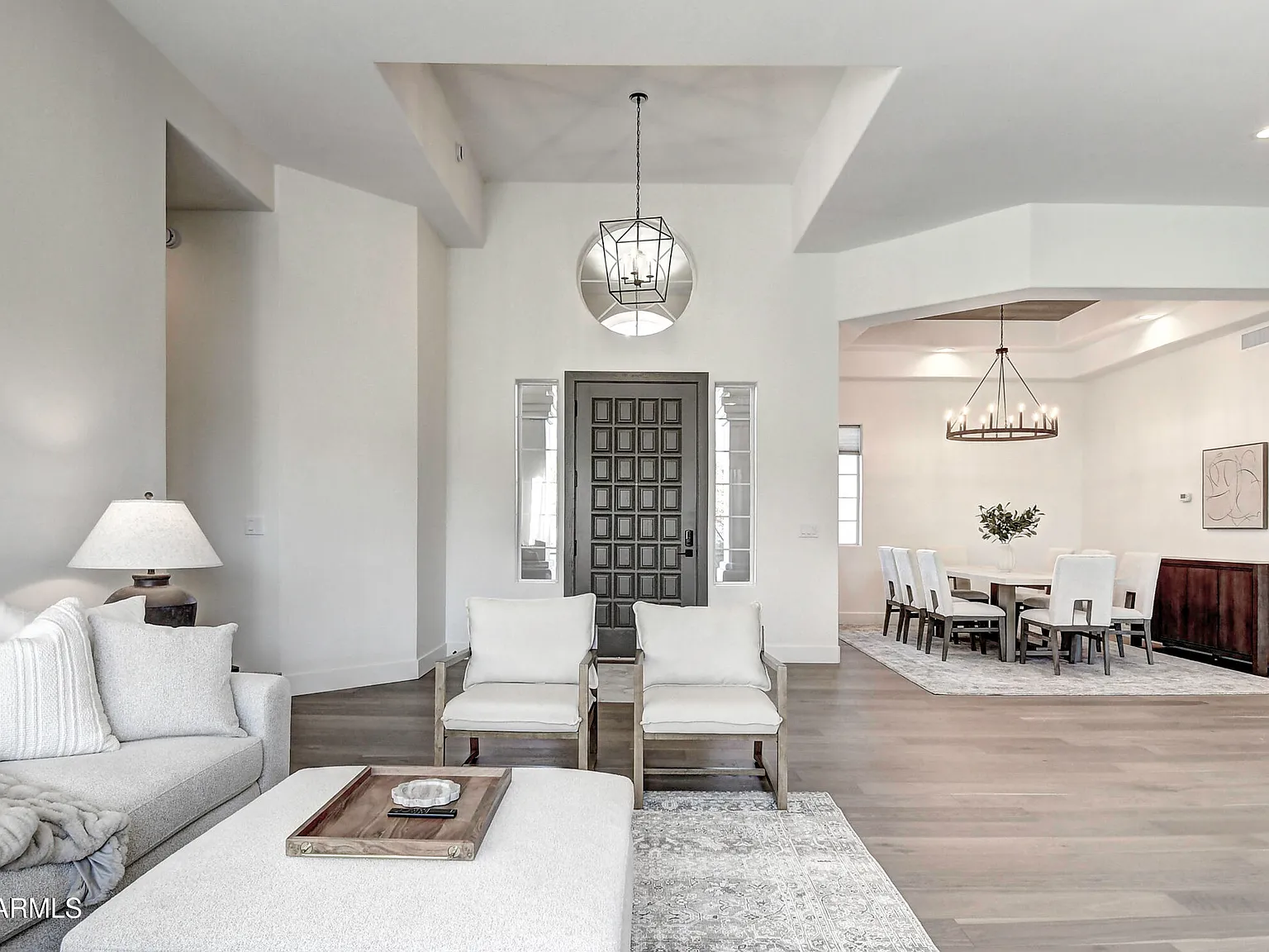 4 bed, 2.5 bath, 3125 sqft, $7,500 — Photo 3
