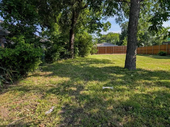 1910 Dennison St, Dallas, TX 75212