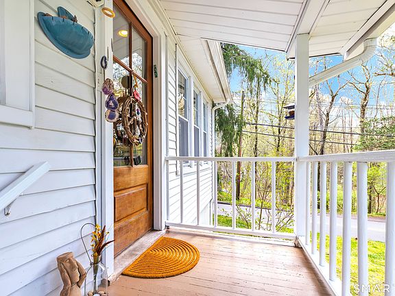 3rd image of 75 Perry Avenue