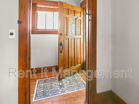 5th image of 2873 Bauman Ave