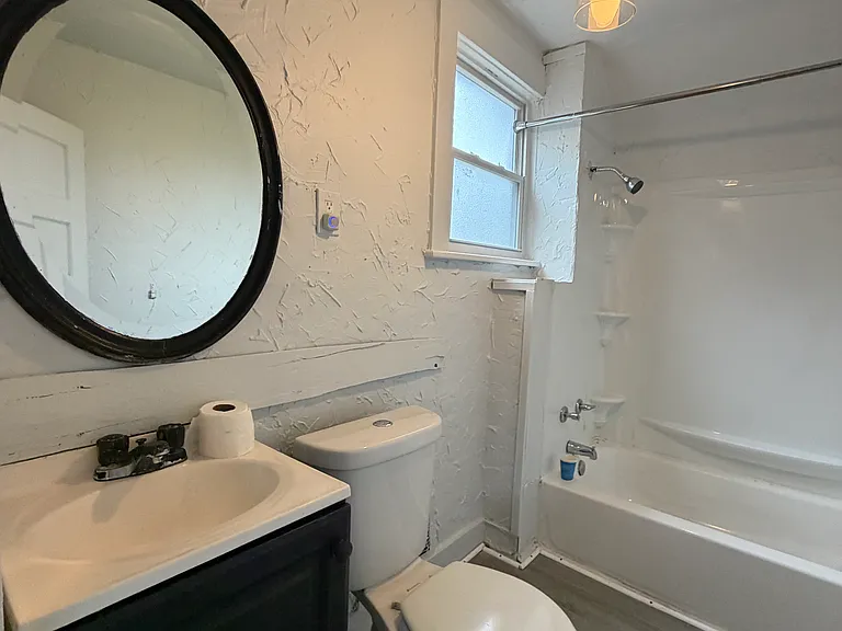 3196 W 44th St #UP — Photo 28