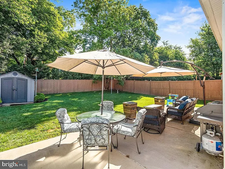 2605 Arcola Ave — Photo 27