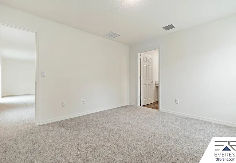 9 Roxland Ln — Photo 16