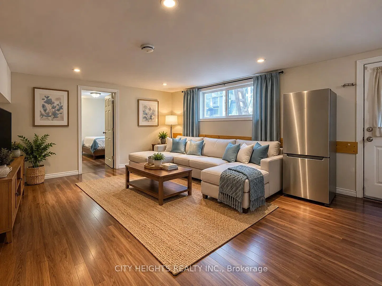 2 bed, $1,800 — Photo 3