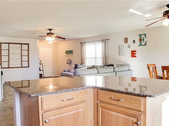 4th image of 221 Bay Meadows Ct
